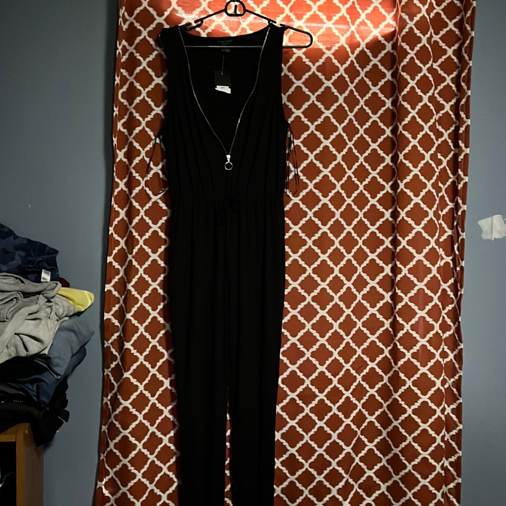 Womens sleeveless jumpsuit